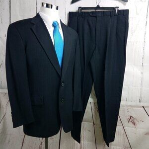 Tommy Hilfiger Dillard's 41R 2 Button Dark Blue Striped 2pc Suit 36x30.5 Pleated